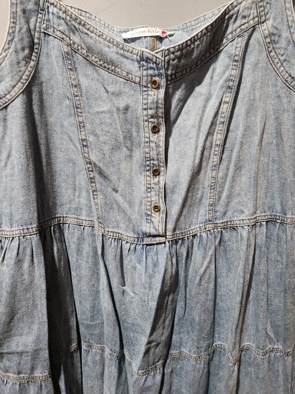 Light Wash Denim Maxi Dress with Adjustable Tie & Pockets - Picture 4 of 9